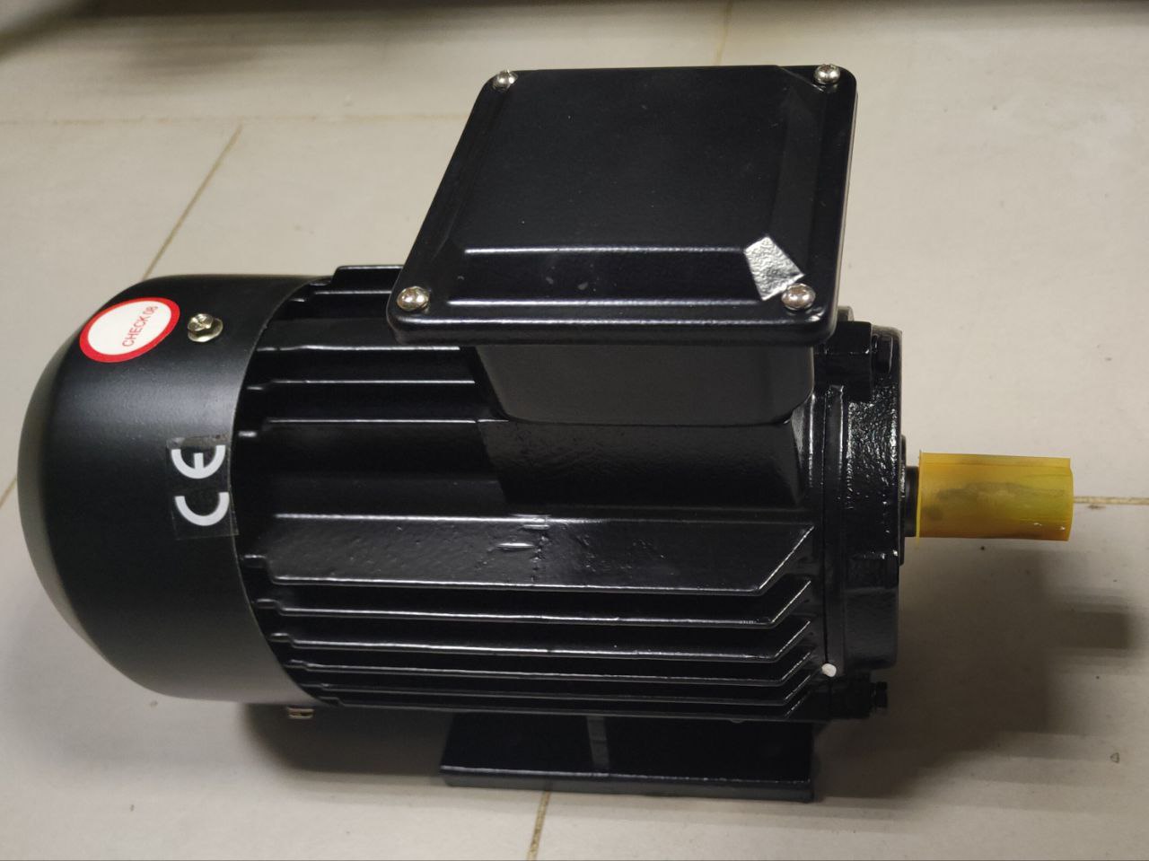4042100411 Электродвигатель Y2-100S-2 380V Electric motor Y2-100S-2 380V