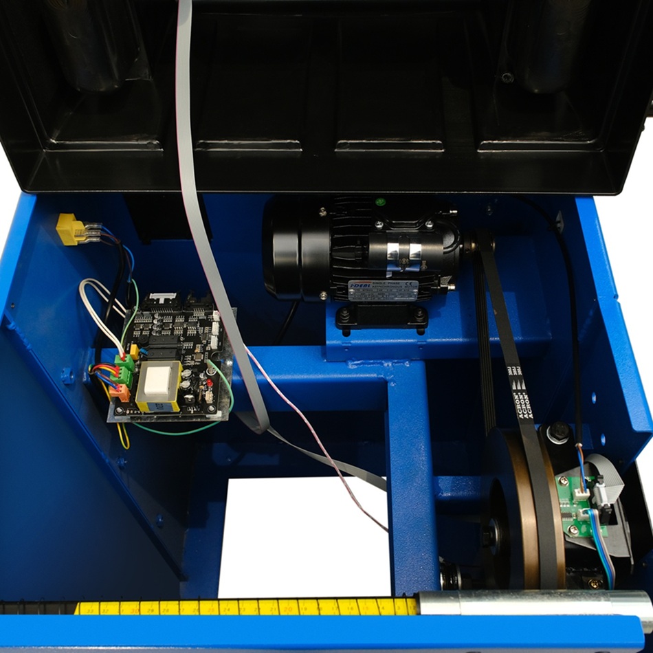 Станок балансировочный ROSSVIK VT-61, 220 В, синий