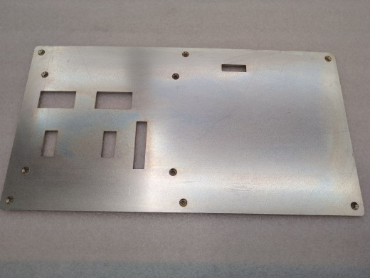 Панель под дисплеем (PC board mounting board п.703)