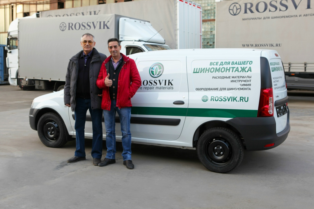 Ахат Хисматулин 2019 г авто ларгус6.jpg